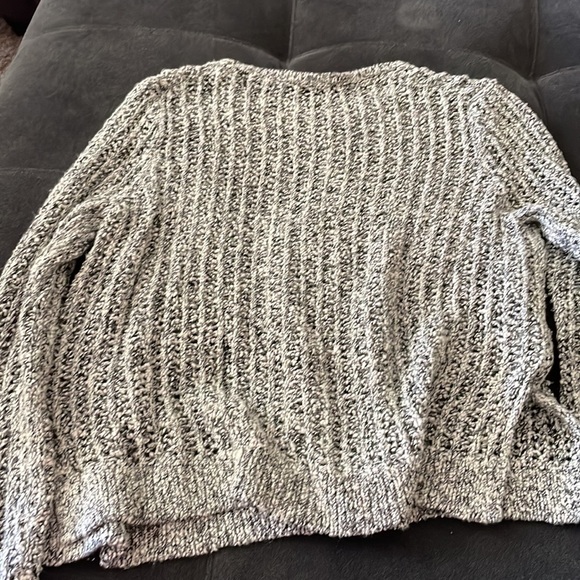 Super cute Ann Taylor open weave black and cream sweater. Super soft long sleeve - Picture 10 of 10